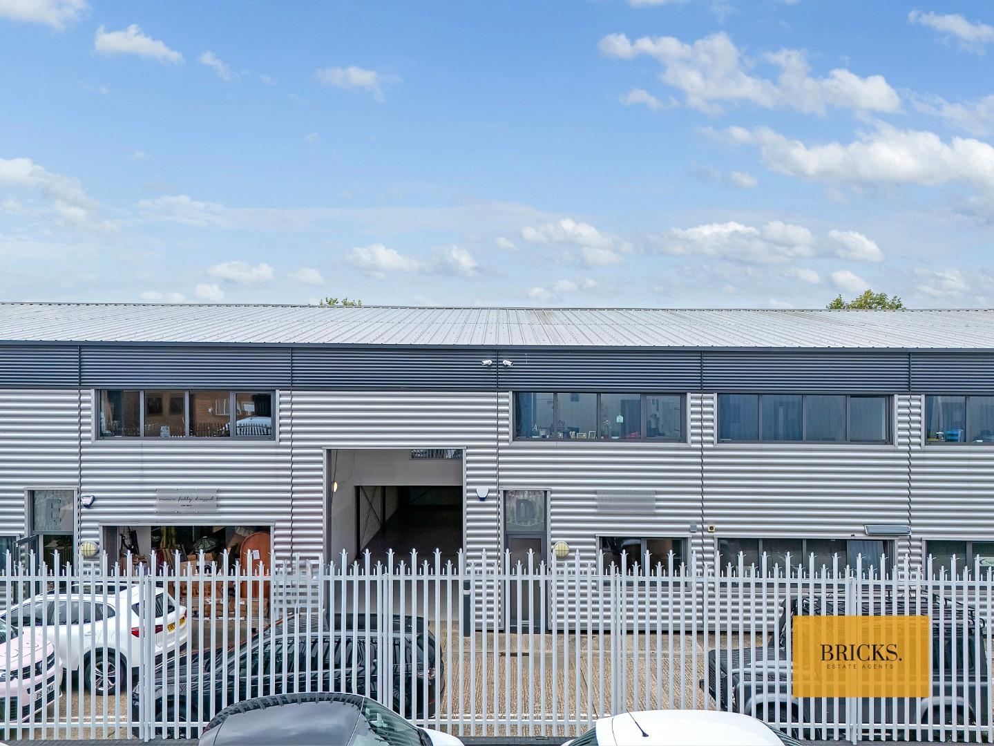 Oakwood Hill Industrial Estate, Loughton - Bricks.